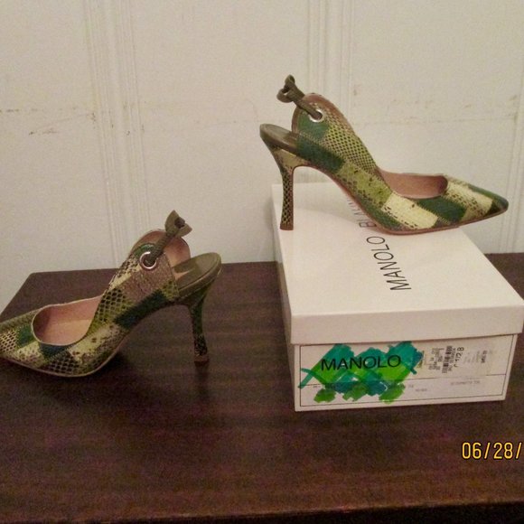 Manolo Blahnik NWOT Green Snakeskin Patchwork Stilettos 6 1/2B - Picture 2 of 9